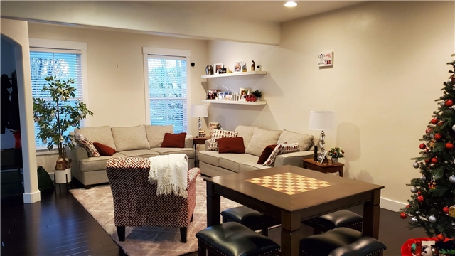 South Jordan Townhome: 4274 W Lake Bridge Dr