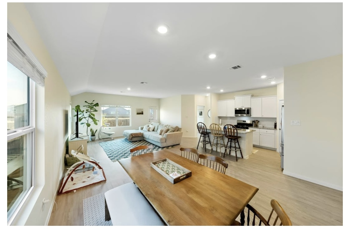 New Braunfels House: 2827 Green Finch