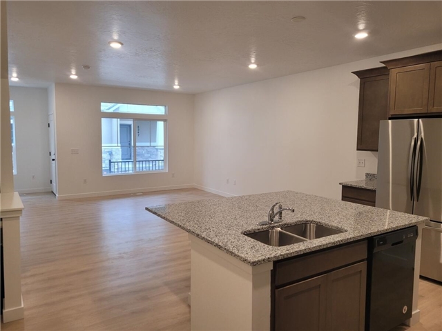 Lehi Townhome: 4250 W Bromwell Ct