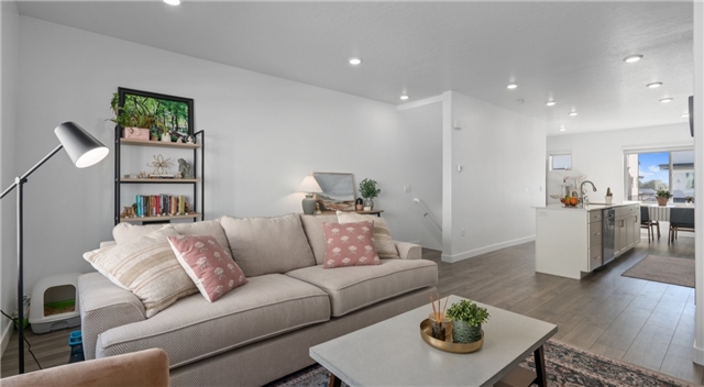 American Fork Townhome: 1127 W 340 S