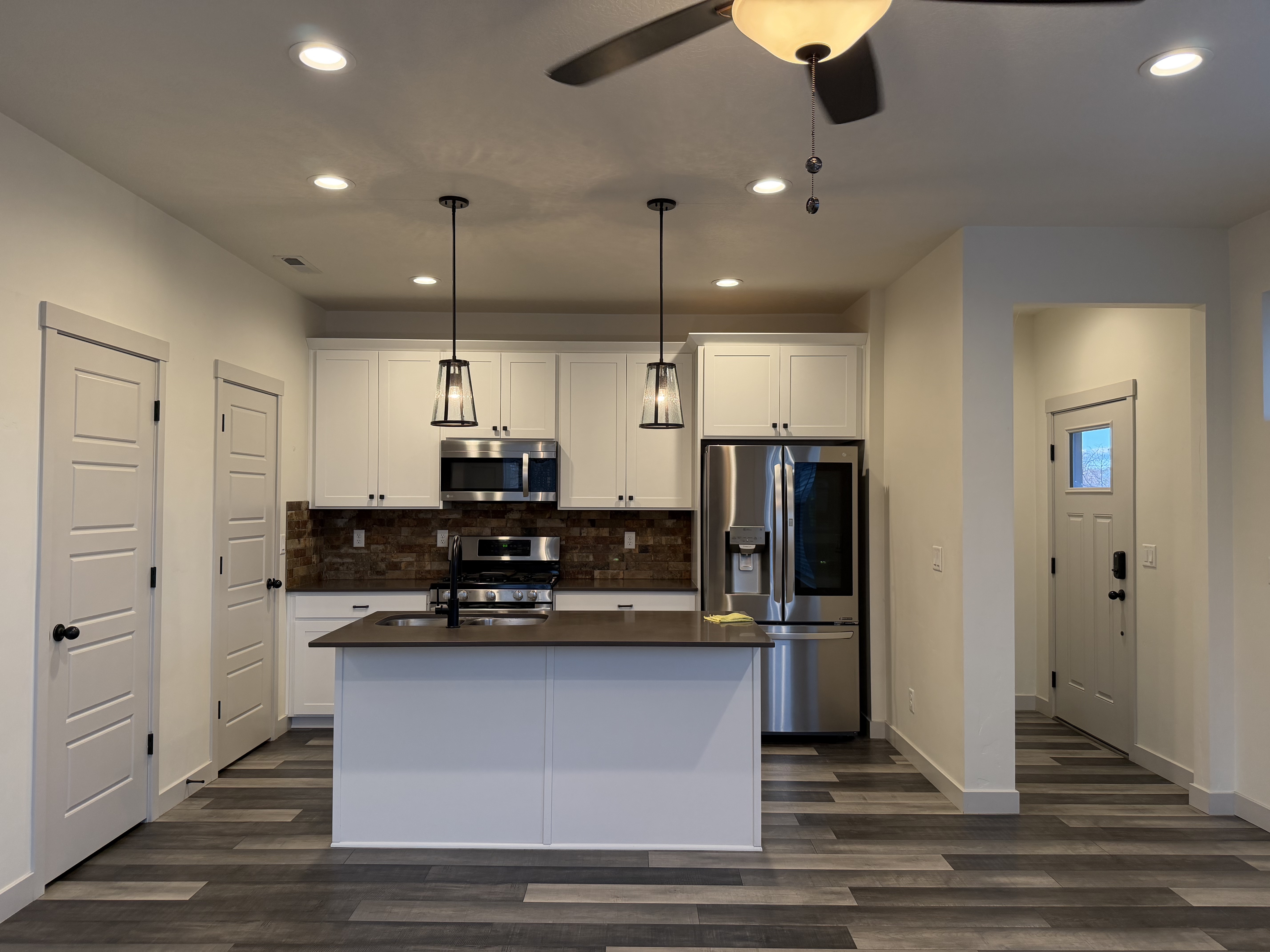 South Jordan Townhome: 11738 S Day Stone Dr