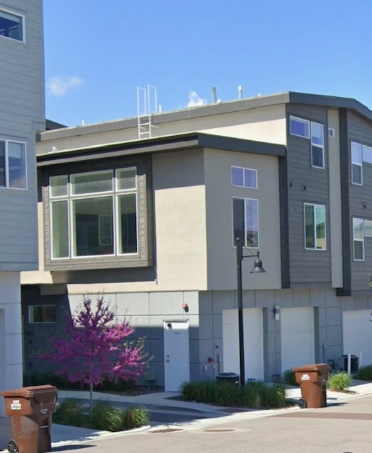 Midvale Townhome: 1031 Soho Dr