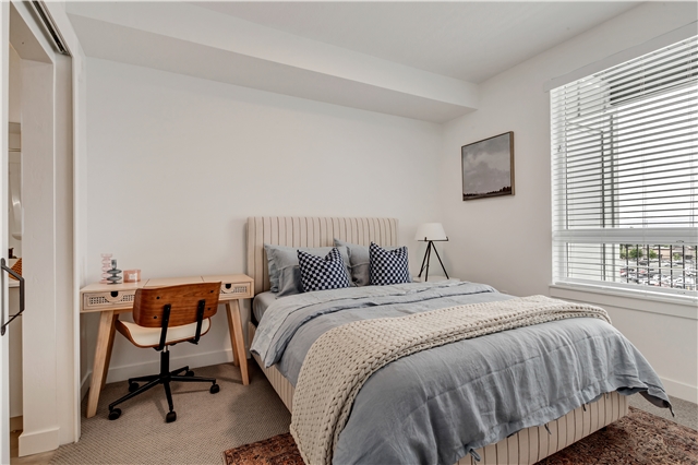 Midvale Apartment: 935 E North Union Ave