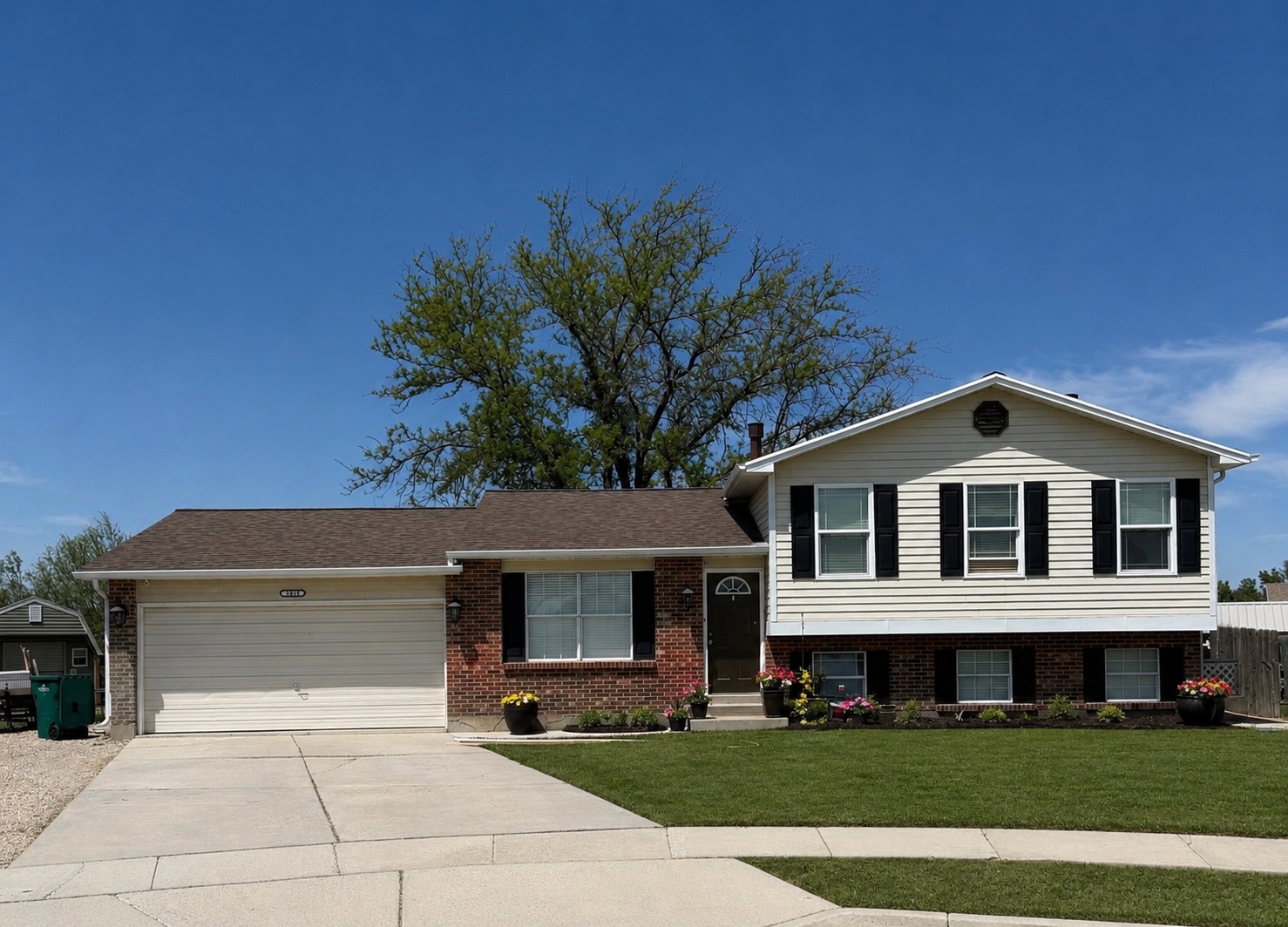 Riverton House: 1964 W 12110 S