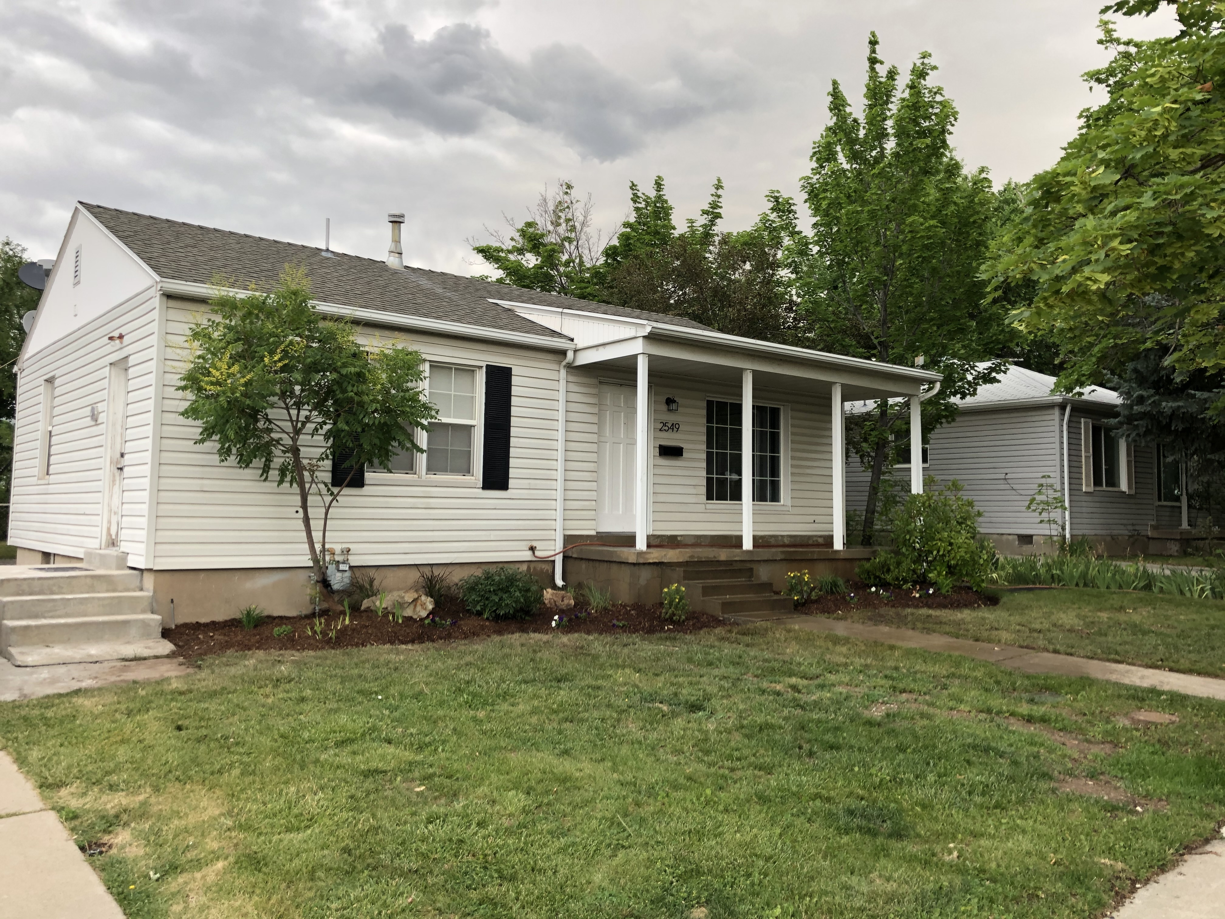 Salt Lake City House: 2549 E 3020 S