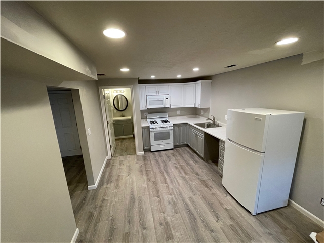 Pleasant Grove In-Law/Basement: 4697 W Harvey Blvd