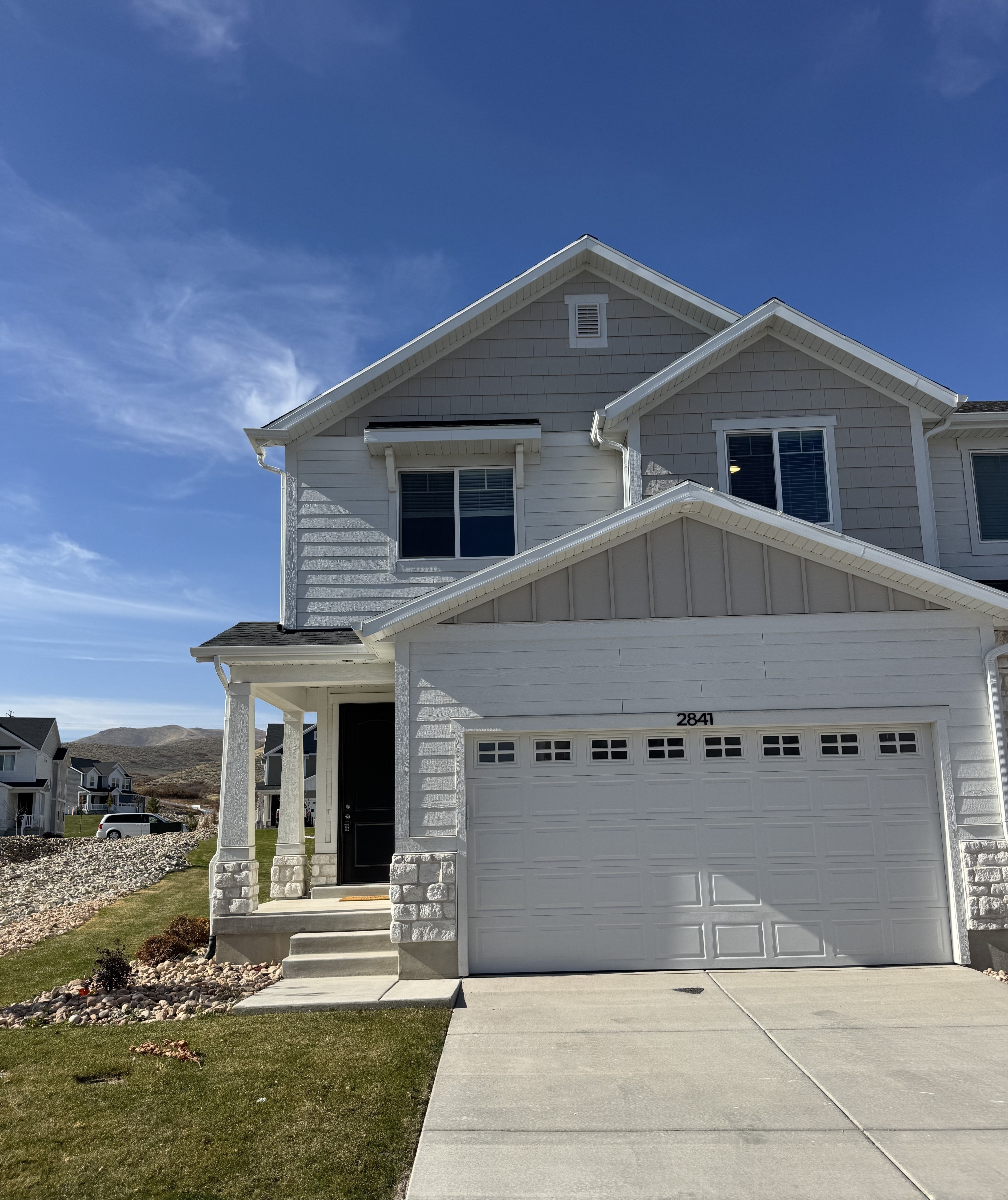 Saratoga Springs Townhome: 2841 N Blue Dawn Ln