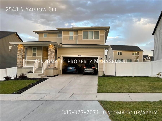 Saratoga Springs House: 2548 N Yarrow Cir