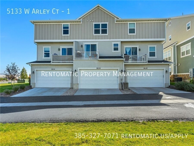 Herriman Townhome: 5133 W Arley Ct