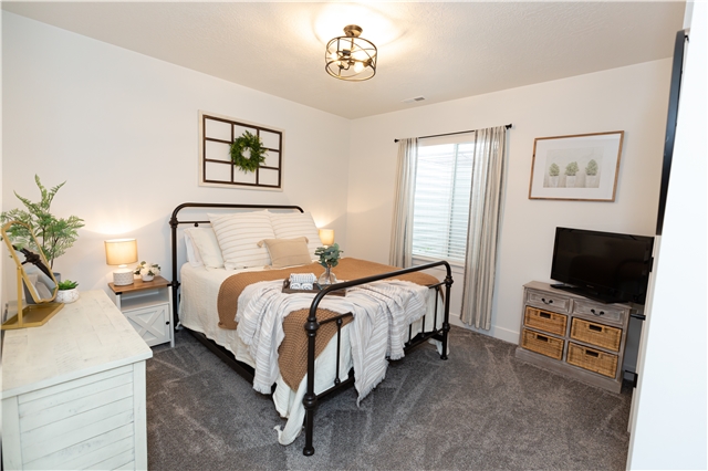 Eagle Mountain In-Law/Basement: 6604 N Unity Way