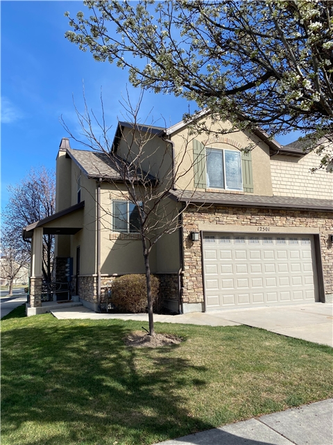 Riverton Townhome: 12501 S Falls Creek Rd