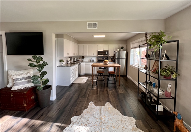 Salt Lake City Condo: 2223 E Carriage Ln