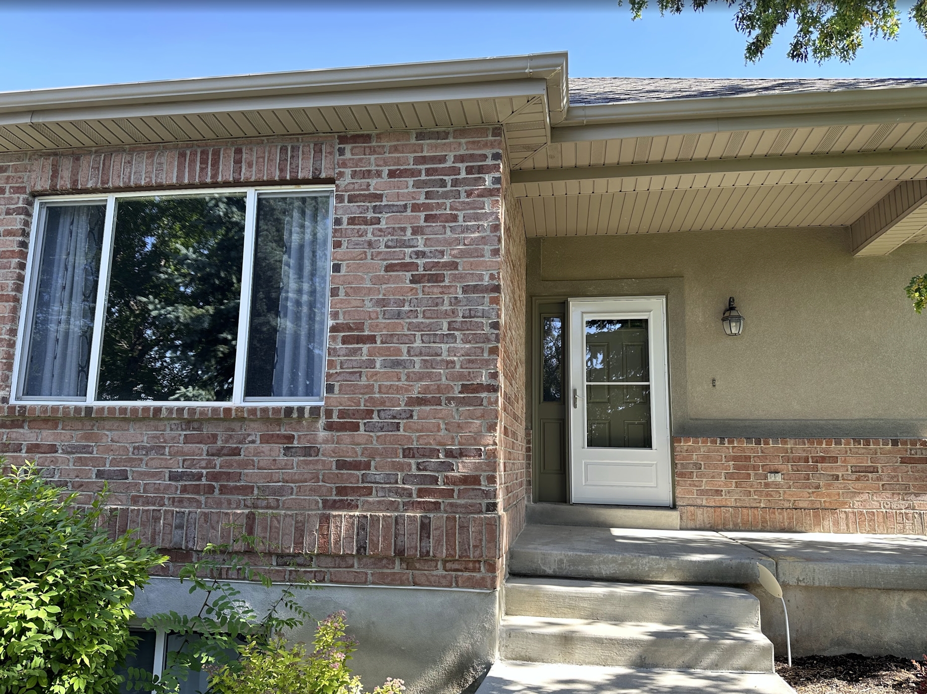 Pleasant Grove Townhome: 4425 W Bridgestone Dr