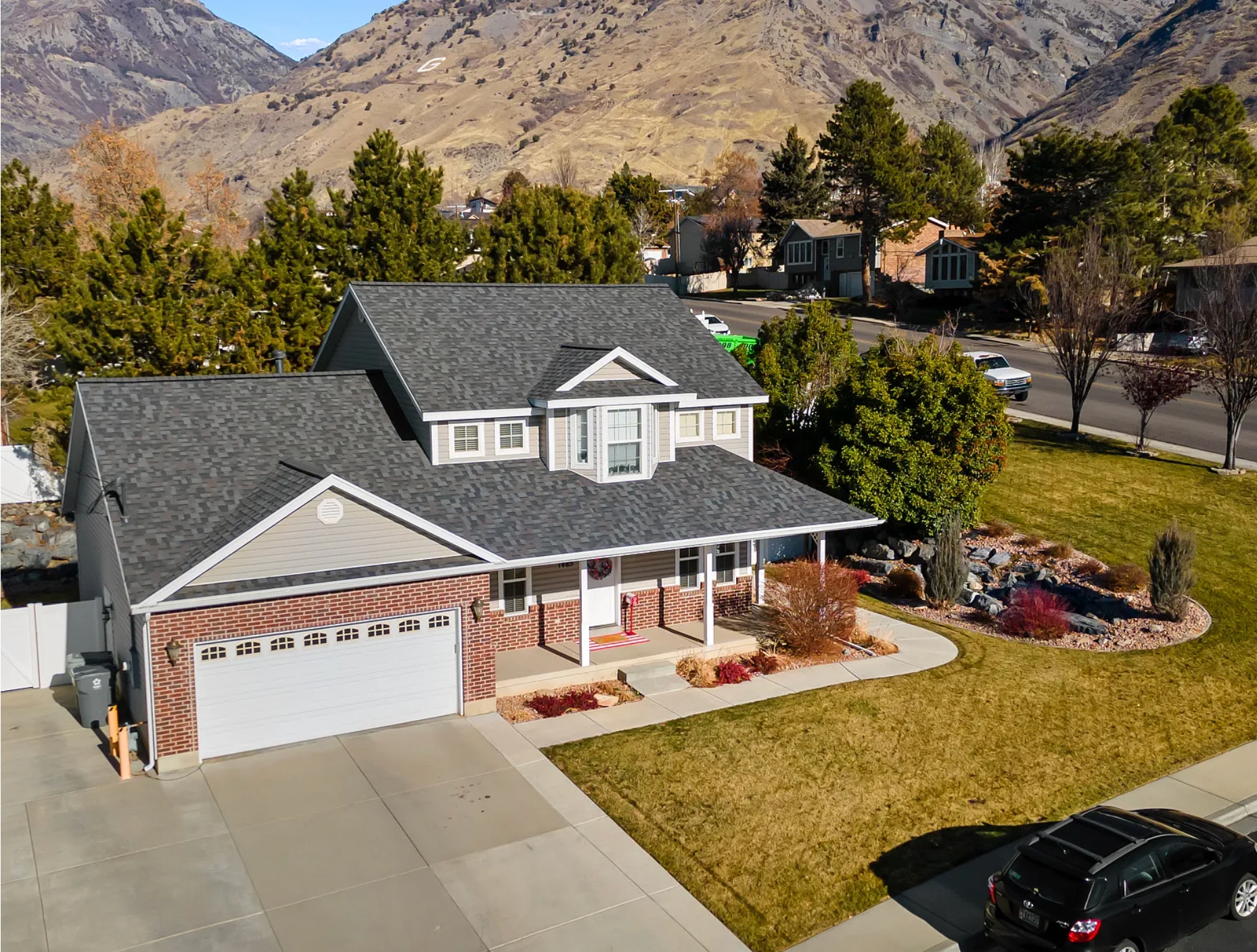 Pleasant Grove House: 1485 Navajo Dr