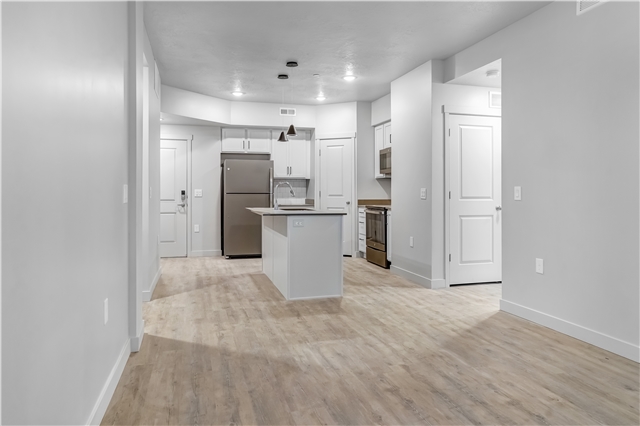 Murray Apartment: 853 E 4680 S