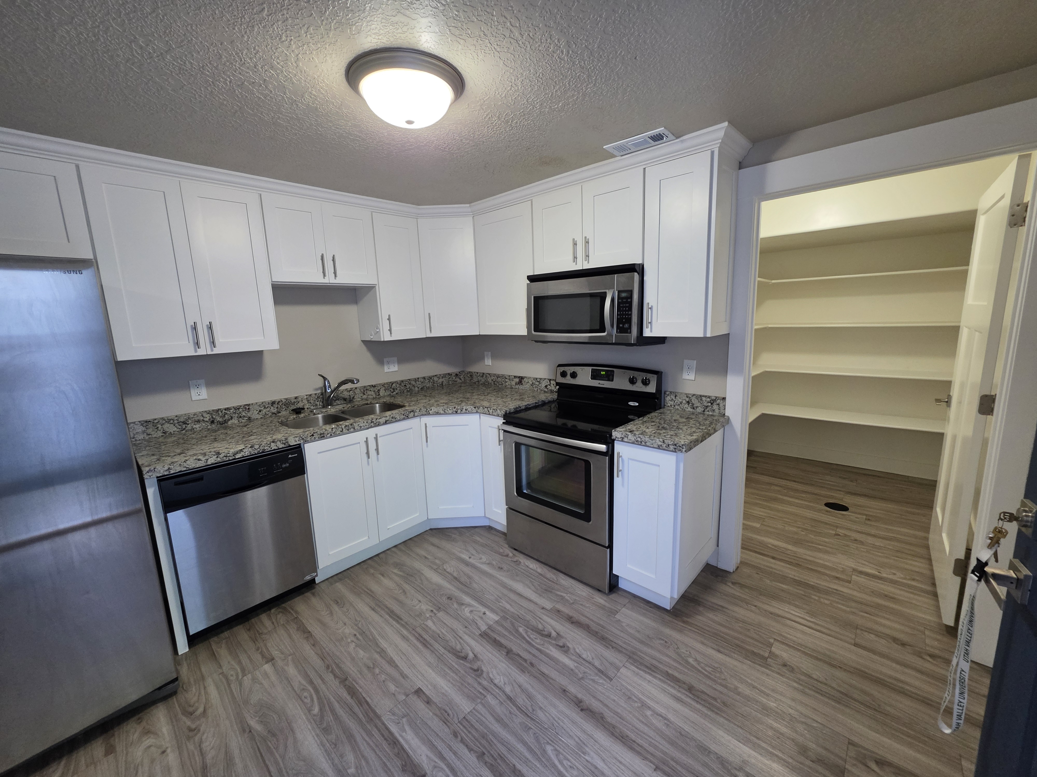 Orem In-Law/Basement: 818 W 555 N