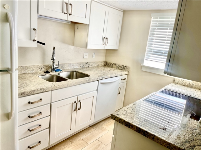 Salt Lake City In-Law/Basement: 3082 S Connor St