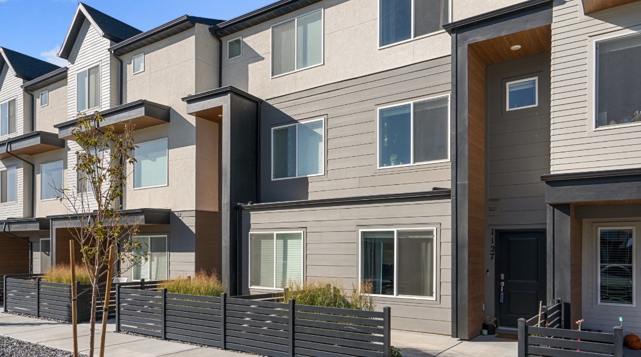 American Fork Townhome: 1127 W 340 S