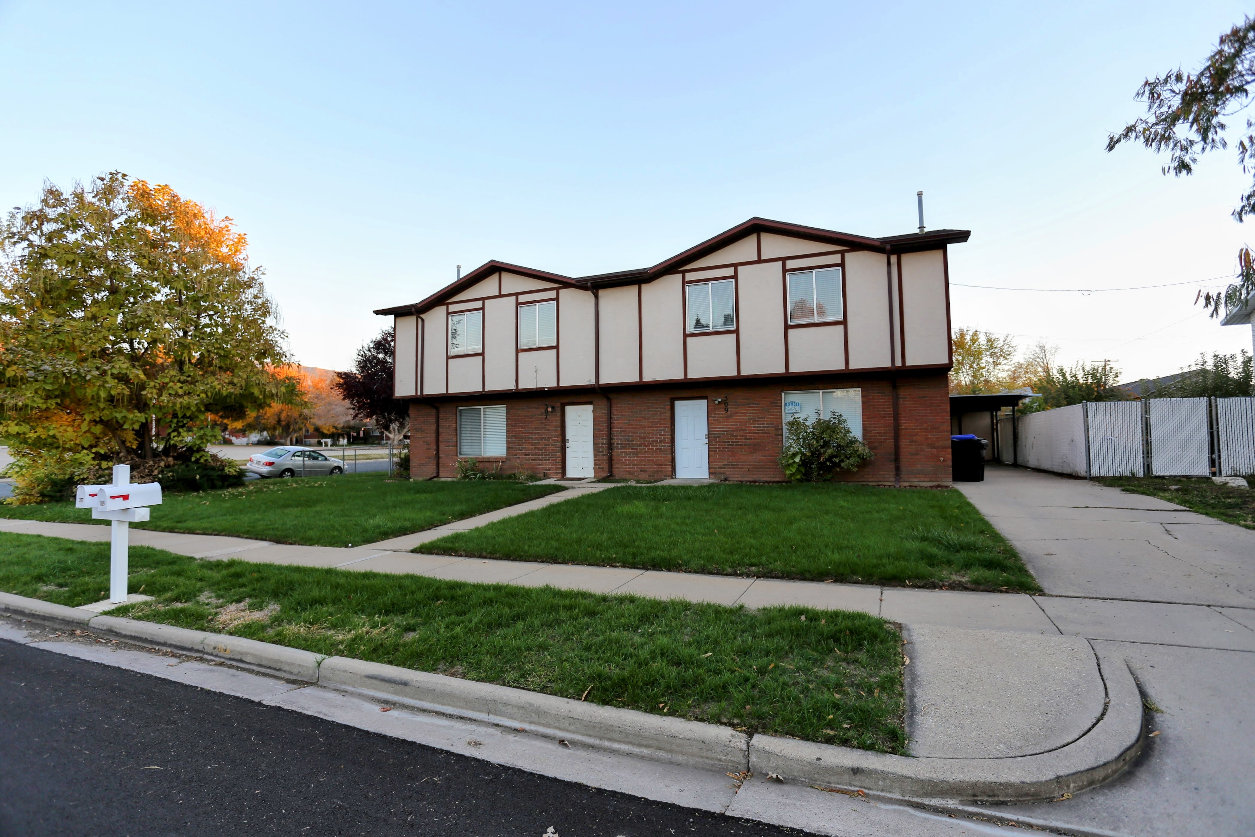 Bountiful Townhome: 309 W 250 N