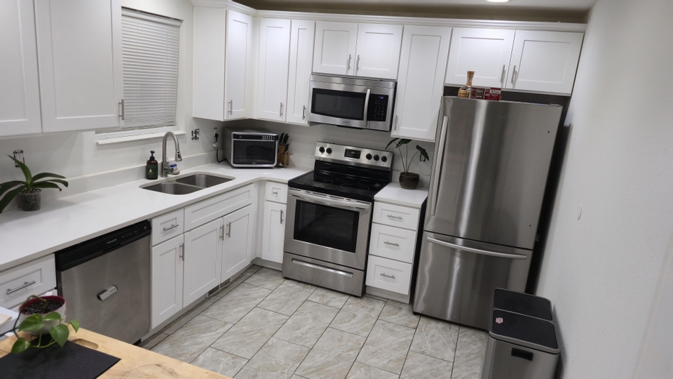 West Valley City In-Law/Basement: 6913 W Kings Estate Dr