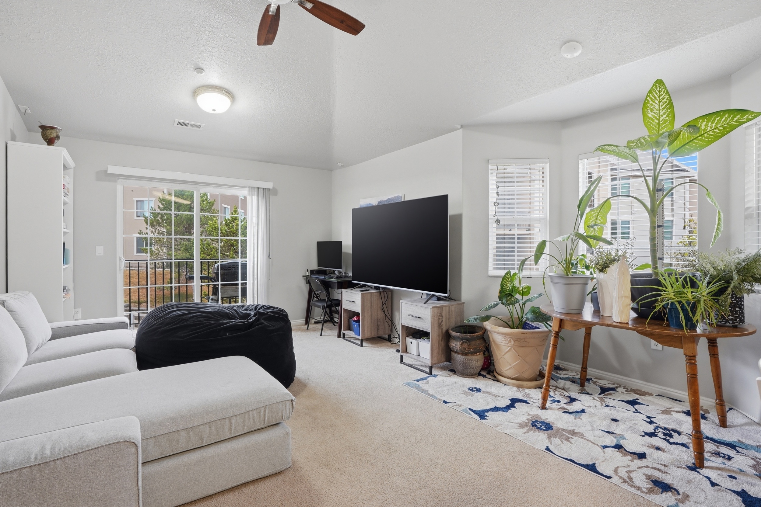 Saratoga Springs Condo: 2136 N Aurora Way