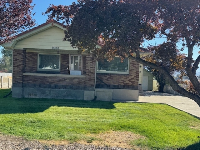 Herriman House: 13161 S 6000 W