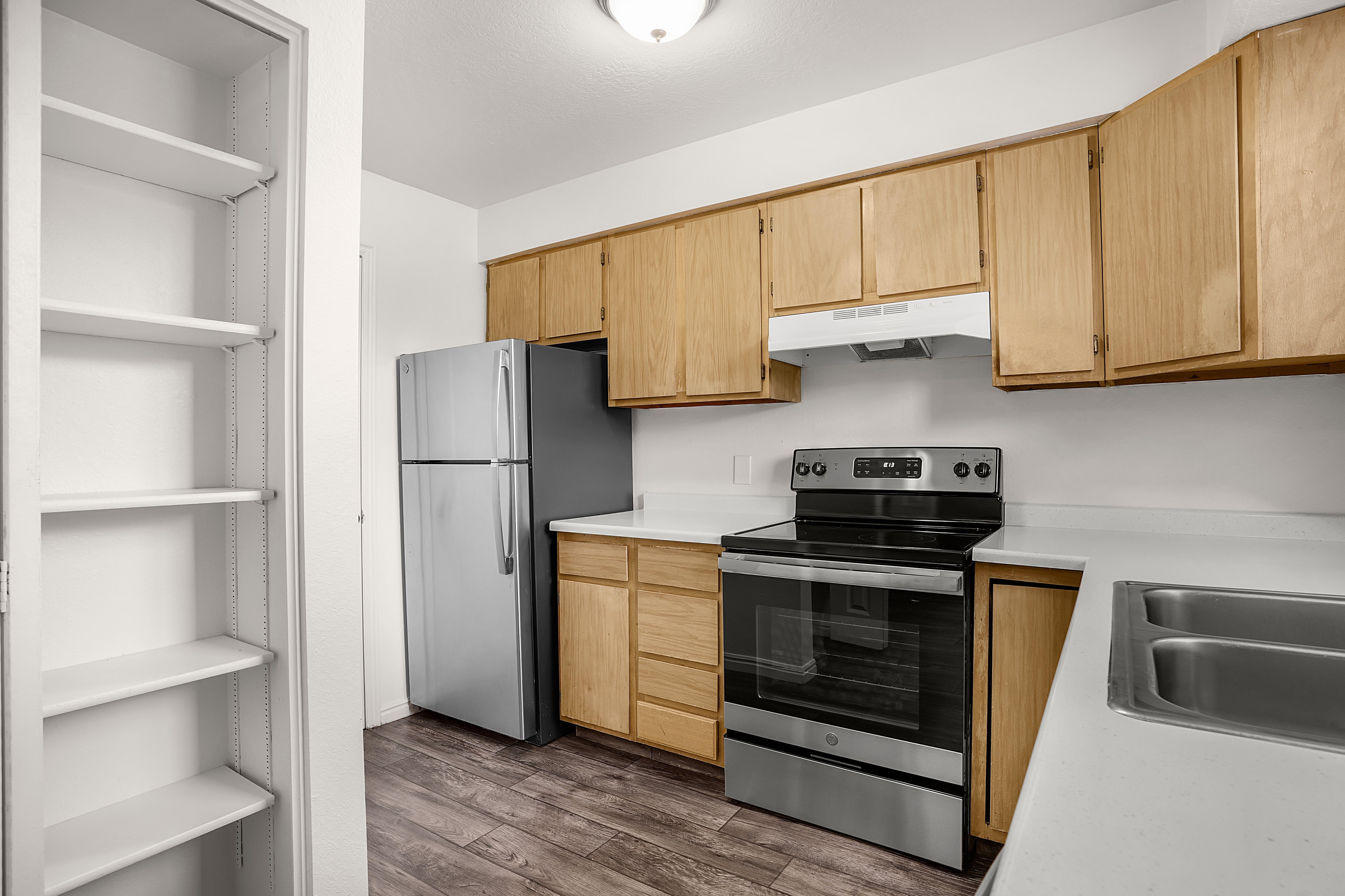 Sandy Townhome: 8612 S 1240 E