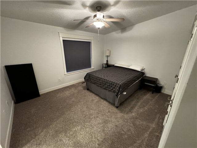 Sandy Single Room: 10452 S Sage Canal Way