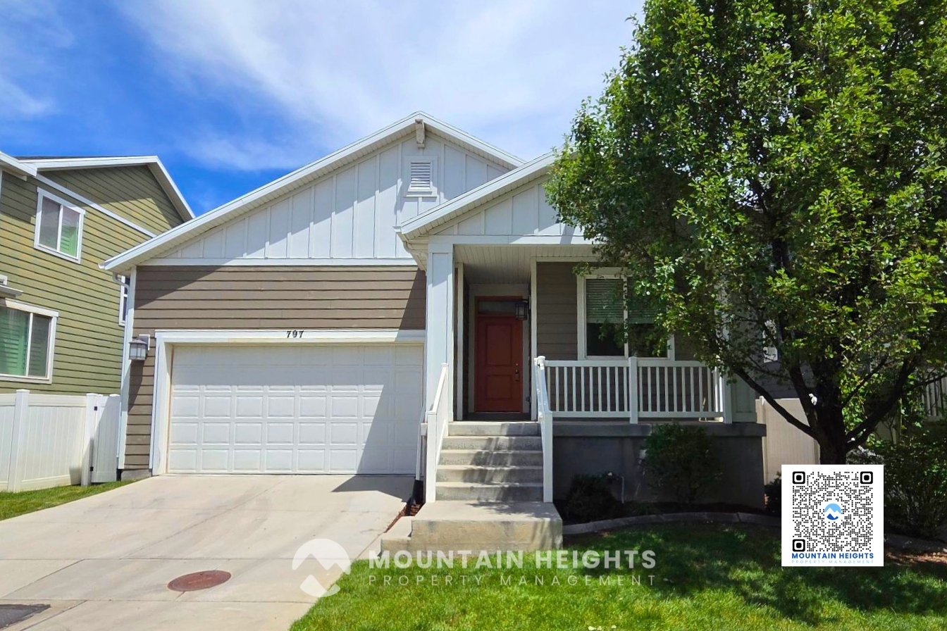 Midvale House: 797 W Tamsin Ct