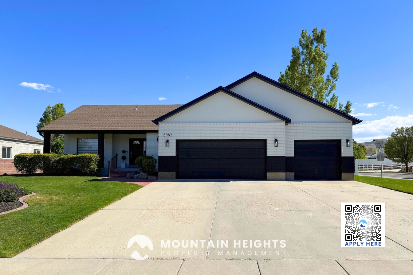 Riverton House: 3987 W Red Tail Dr