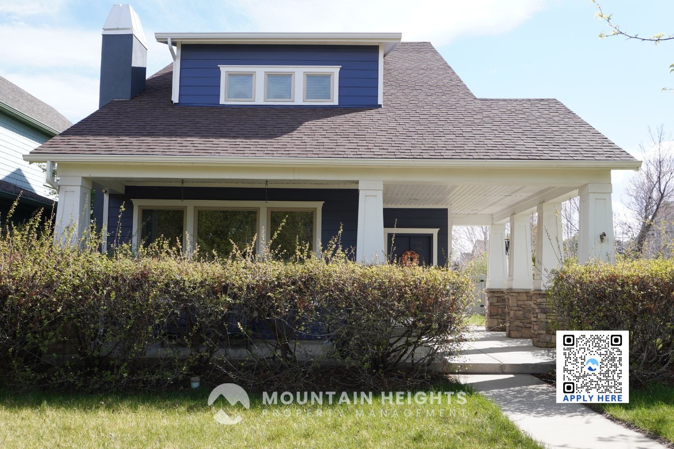 South Jordan House: 10983 S Sunup Way