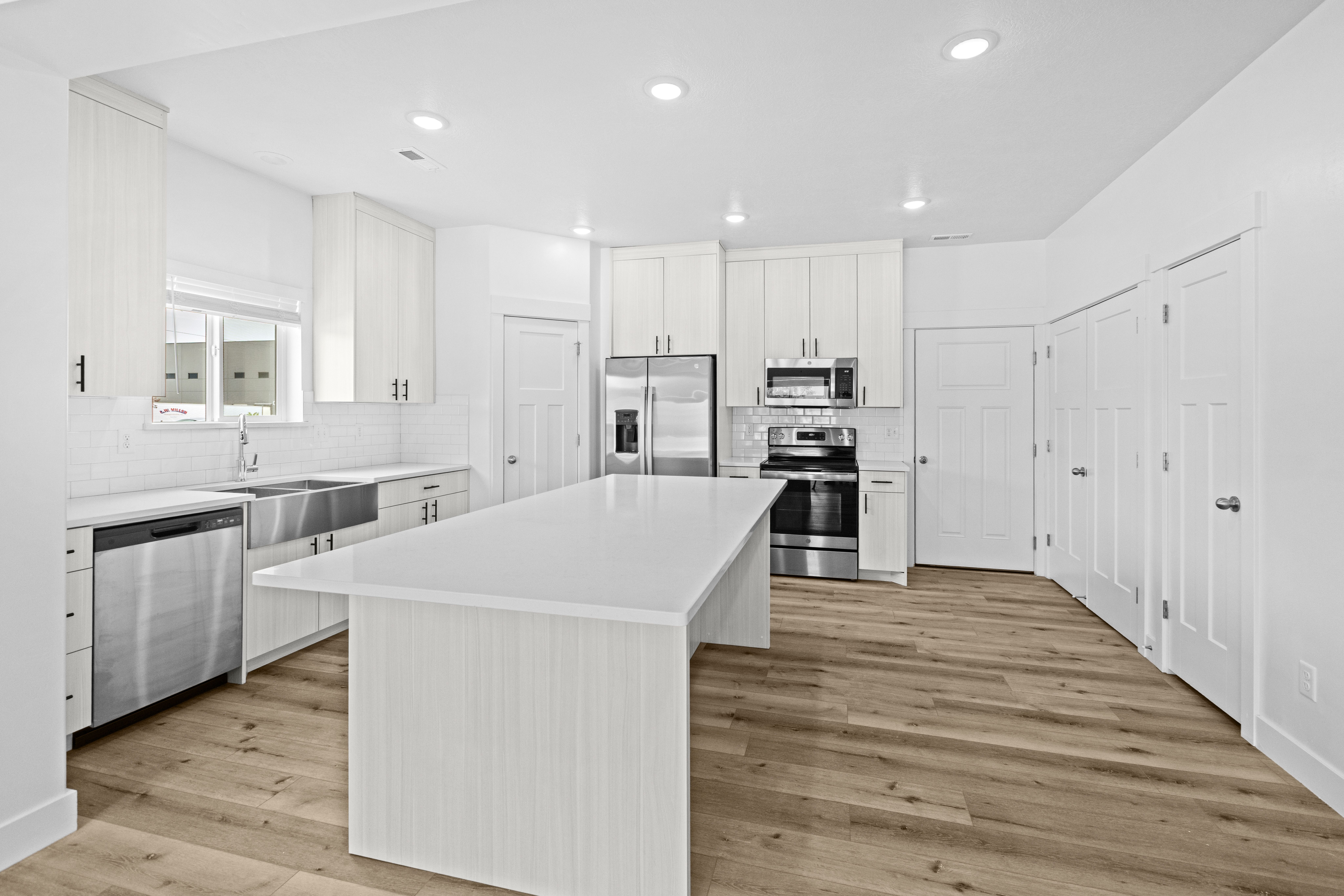 Logan Townhome: 574 W 1120 N