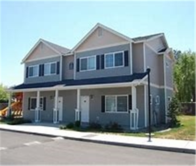 Sunnyside Apartment: 508 Cemetery Rd