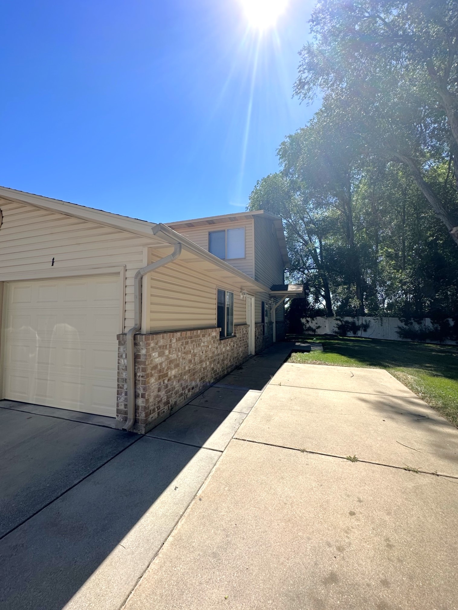 Ogden Townhome: 1305 Monroe Blvd