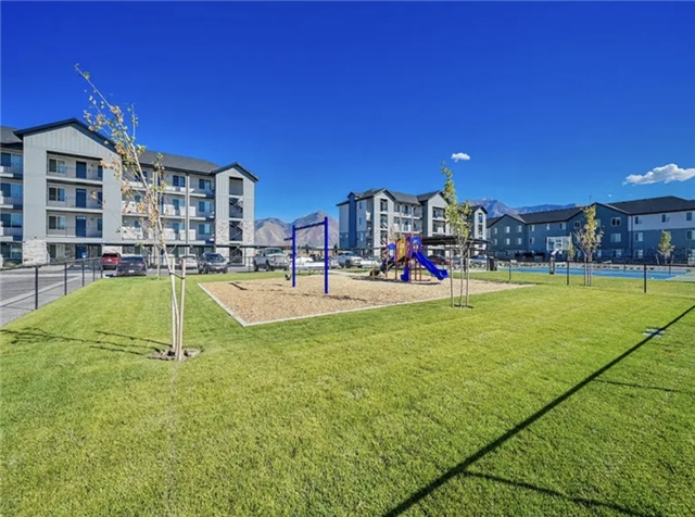 Payson Apartment: 1694 N 1330 E