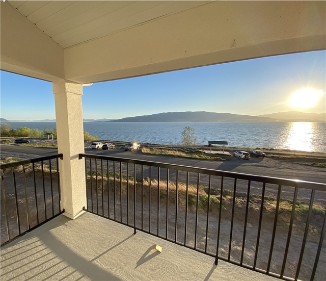 Vineyard Condo: 717 N 380 W