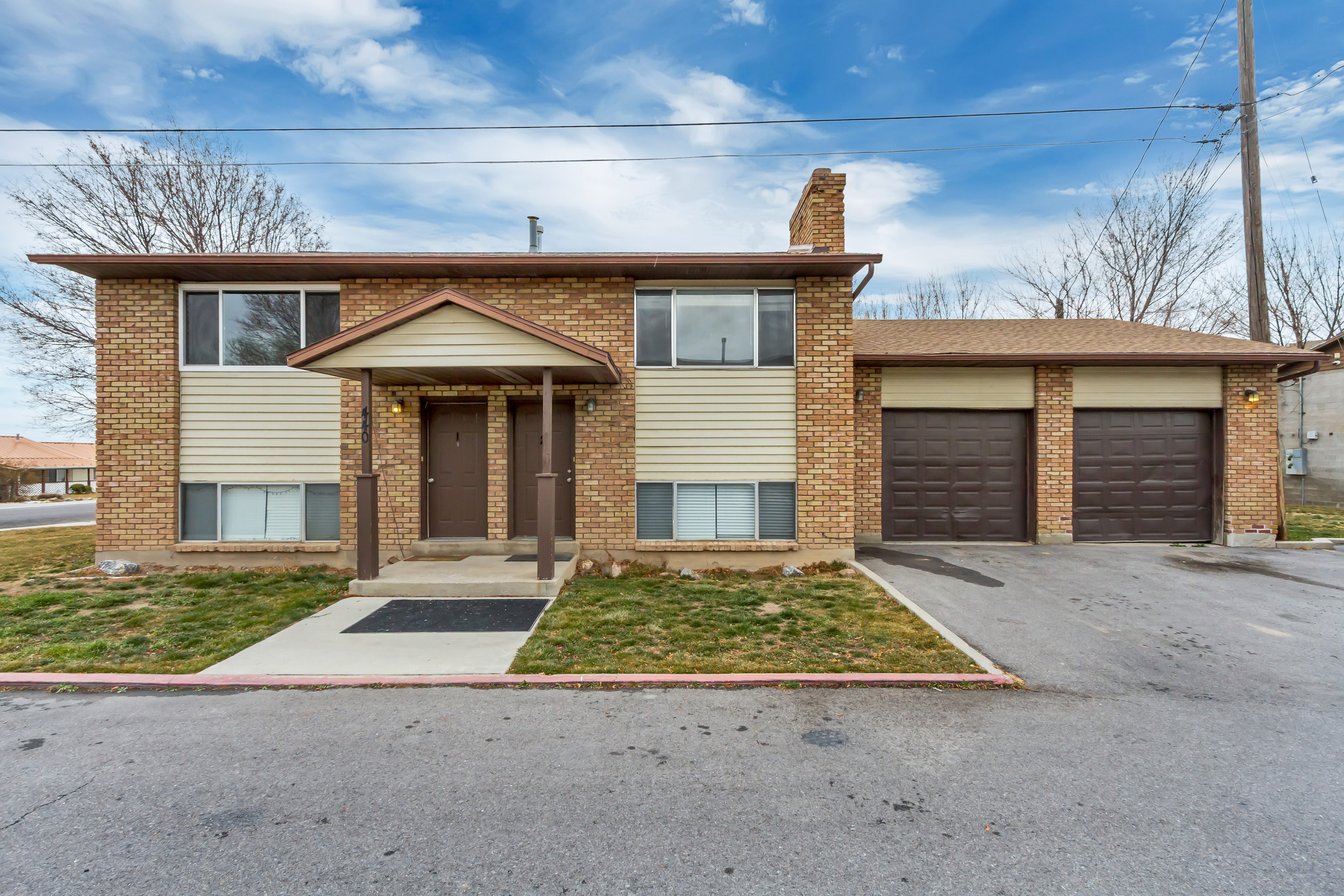 Spanish Fork Apartment: 440 N 1000 E