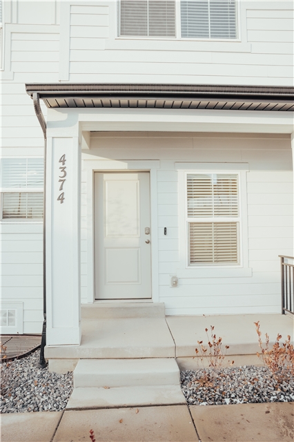 Eagle Mountain Townhome: 4374 E Bugle Dr