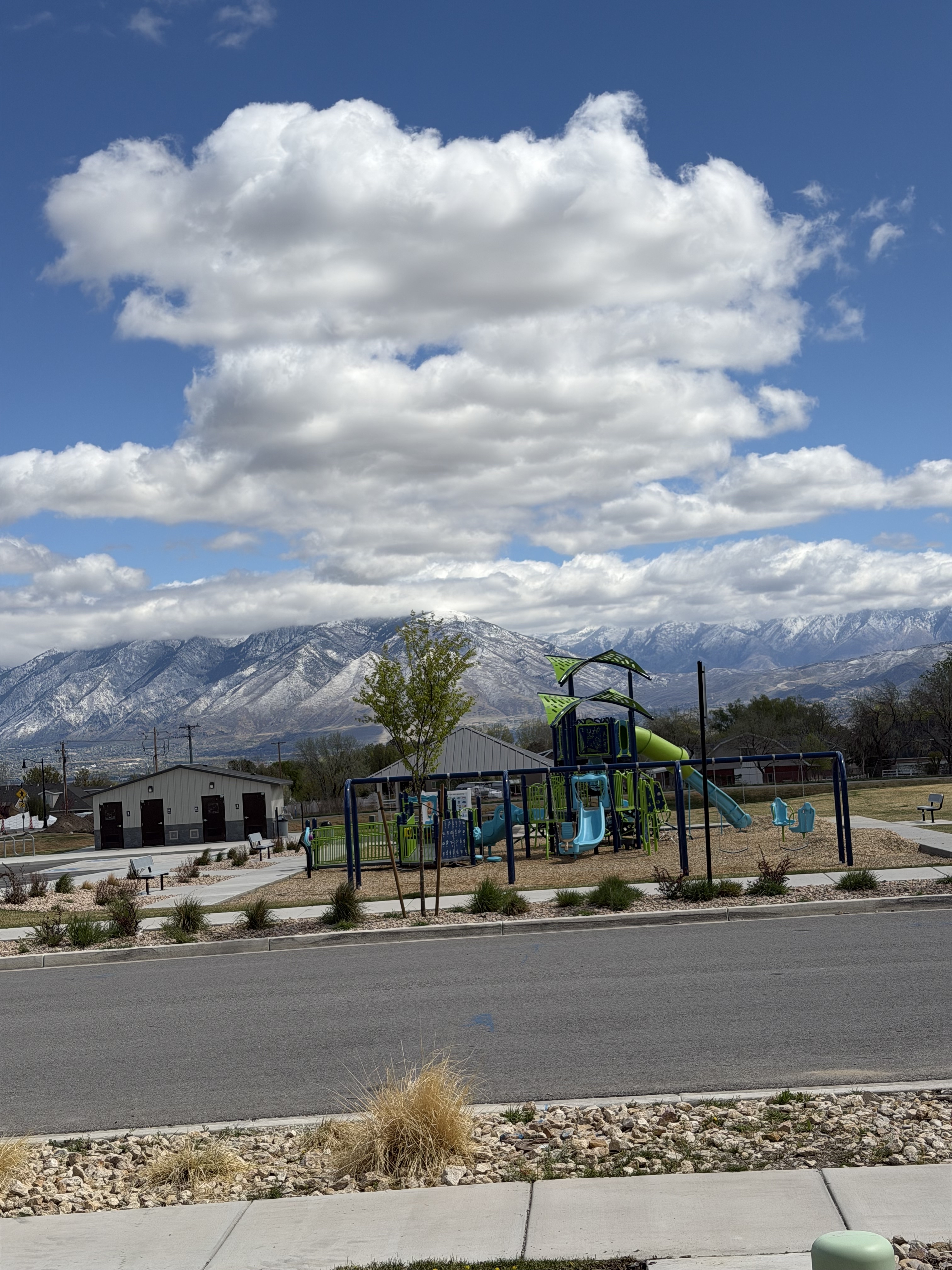 Herriman In-Law/Basement: 13836 S Greenford Ln