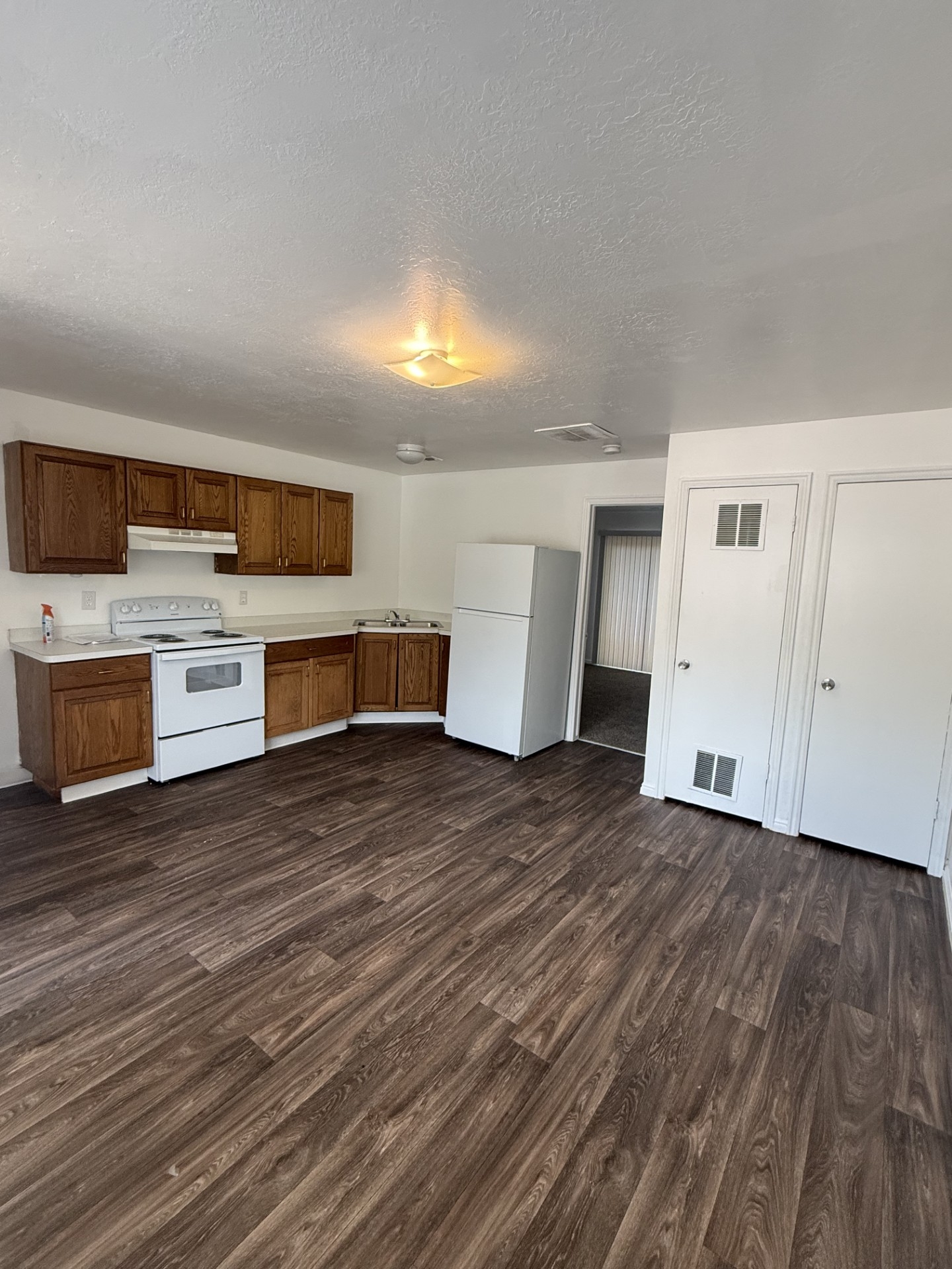 Ogden Apartment: 454 Canfield Dr