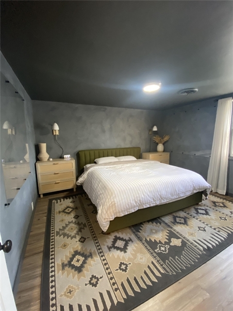 Orem House: 267 E 1000 S