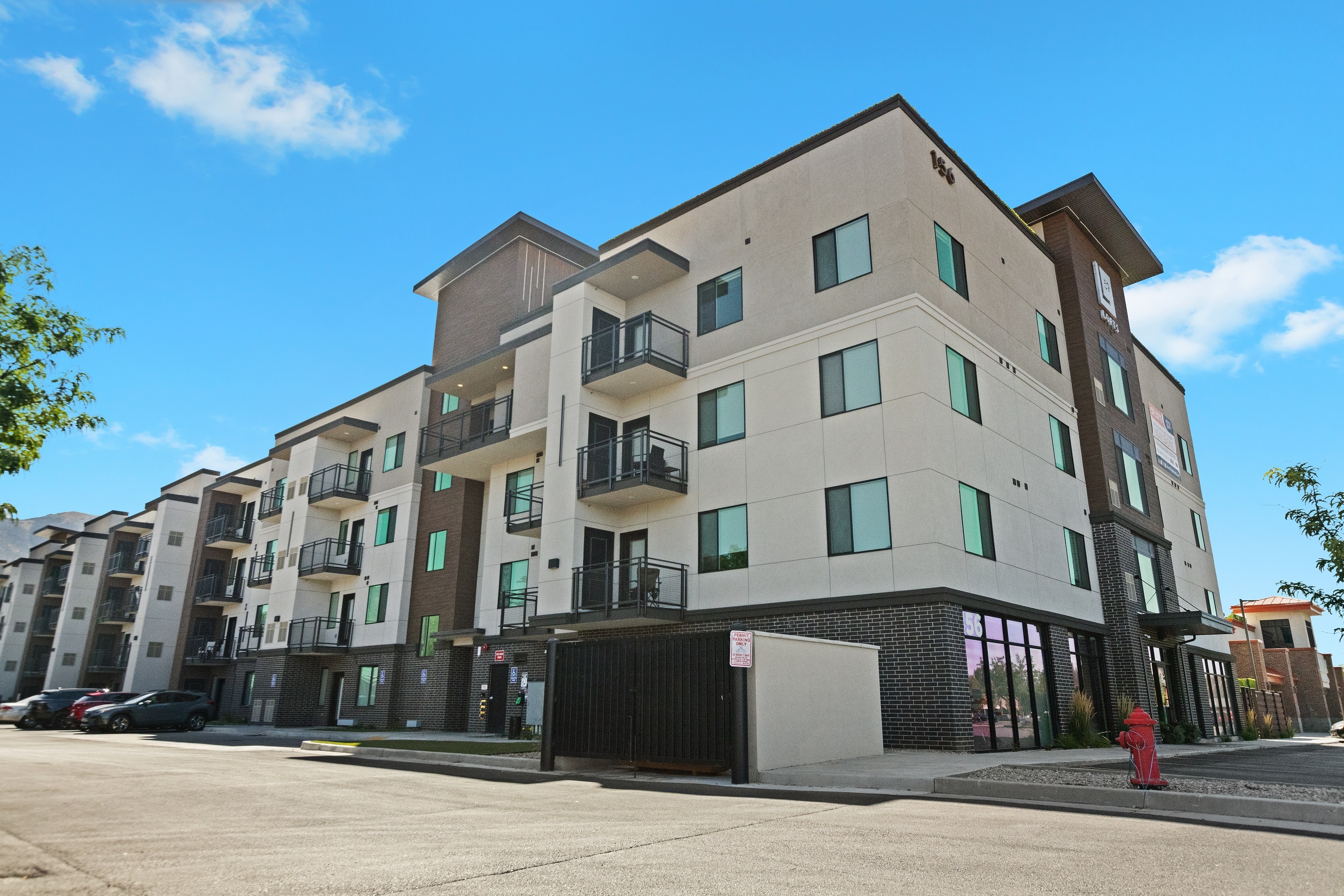 Logan Apartment: 156 S Main St