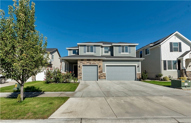 Vineyard Single Room: 497 E Rue Cournot