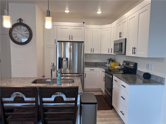 Provo Townhome: 1048 E 1300 S