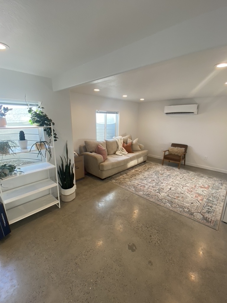 Lindon In-Law/Basement: 187 N Brookview Way