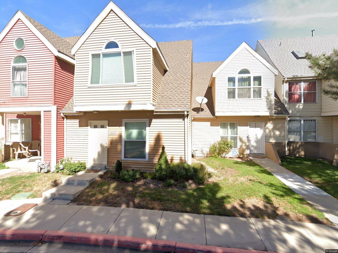 West Valley City Townhome: 3430 W 3440 S