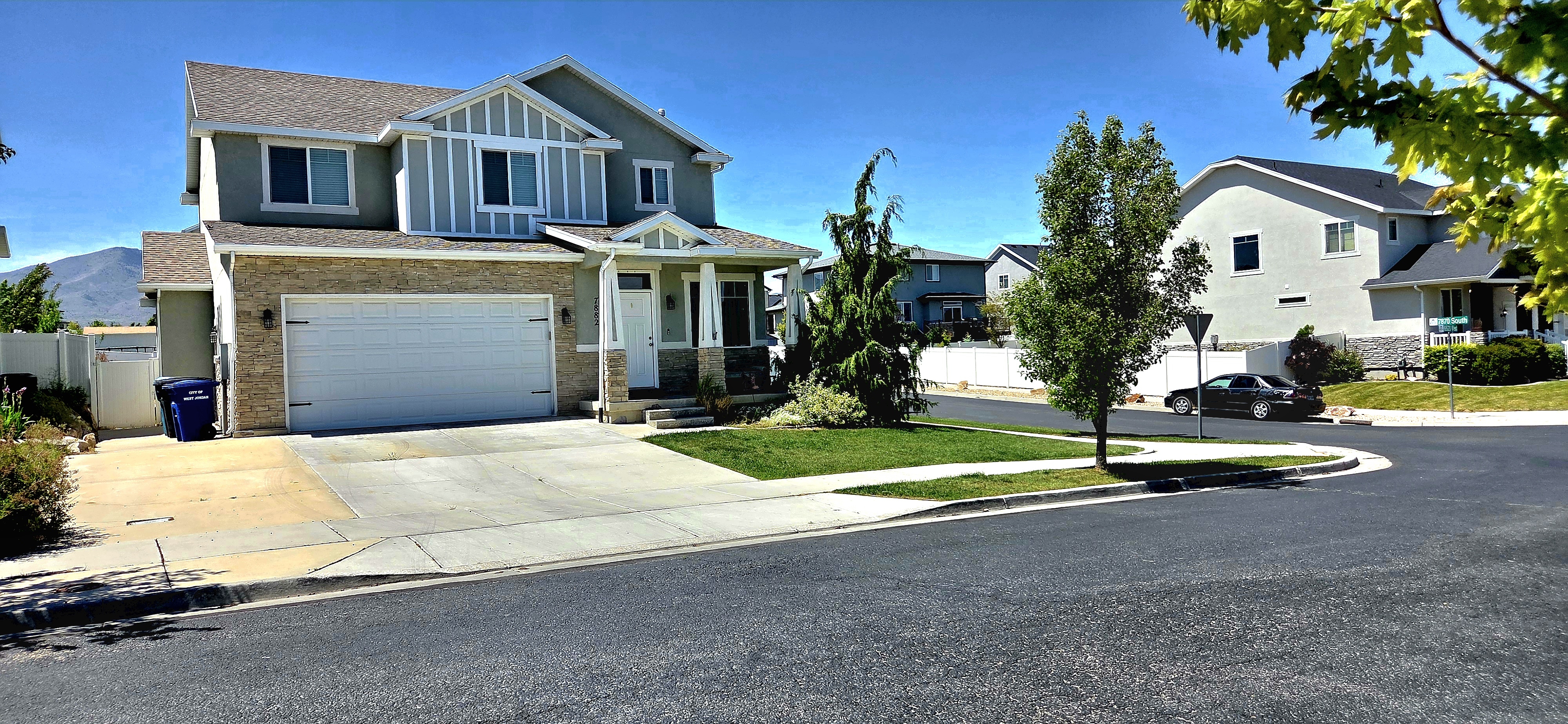 West Jordan House: 7882 S 6520 W