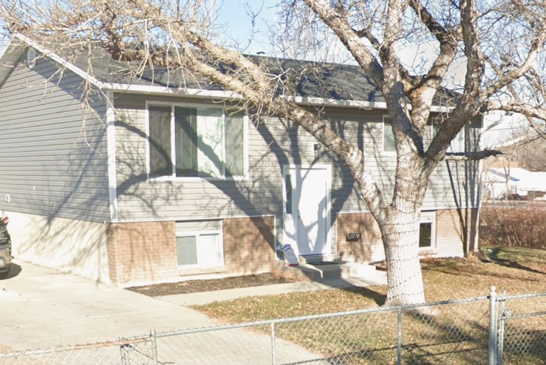West Jordan House: 2234 W 7680 S