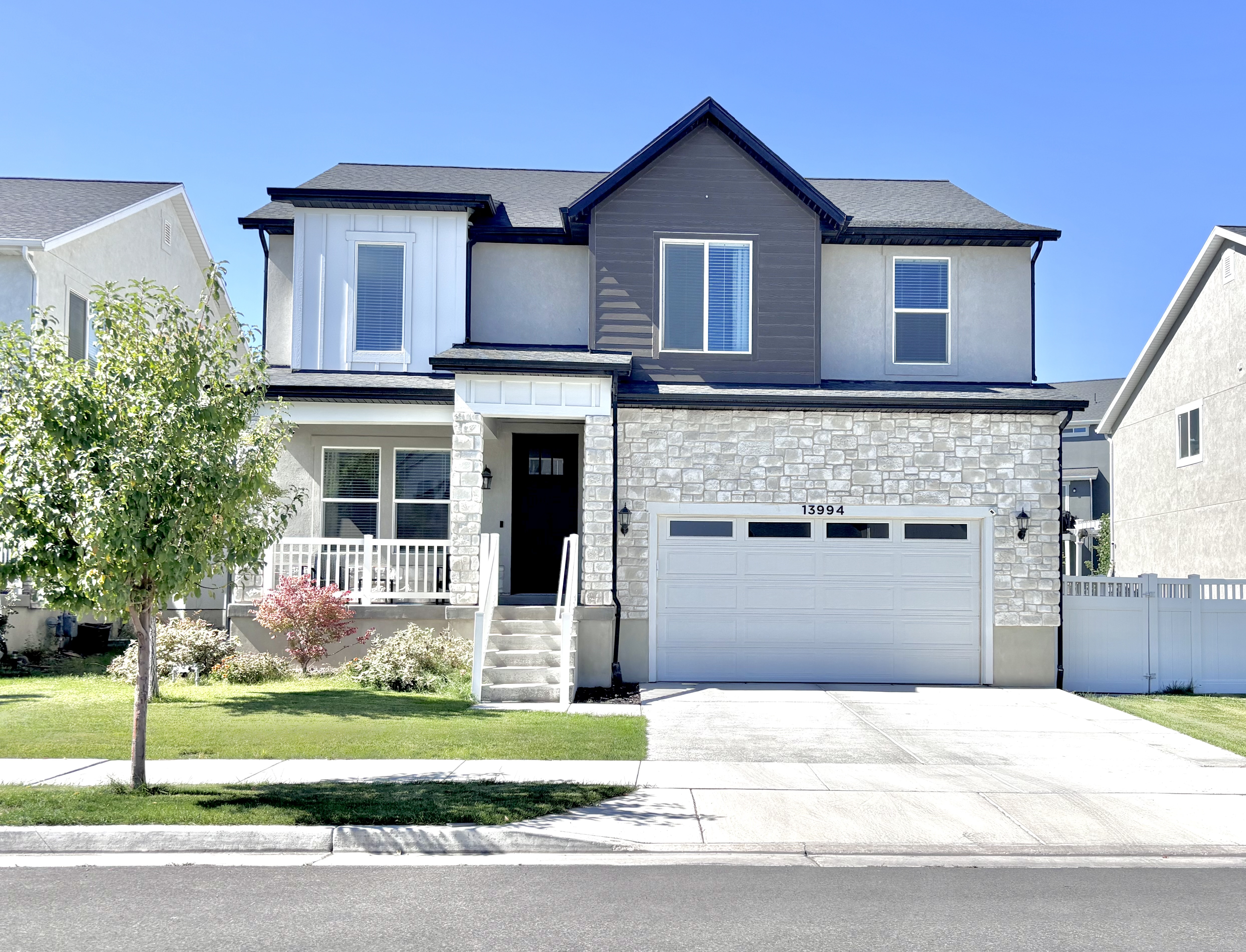 Herriman House: 13994 S Overwatch Dr