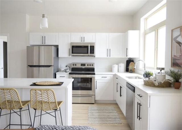 St.George Apartment: 1390 Sky Rocket Road, St. George, UT, USA